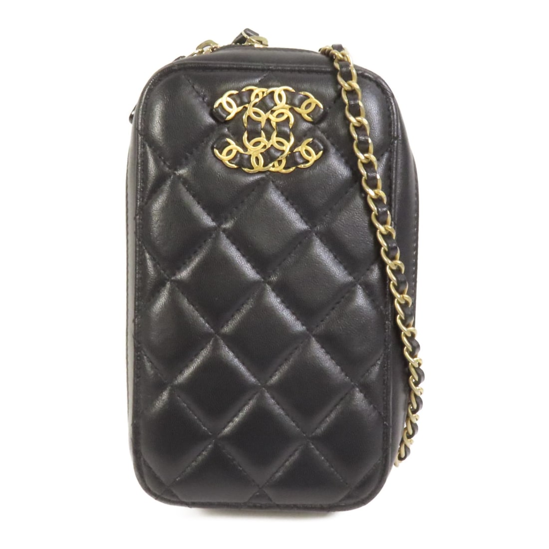 Black Lambskin CHANEL Shoulder Bag with CC Logo and Gold Hardware: Black Lambskin CHANEL Shoulder Bag with CC Logo and Gold Hardware This Chanel shoulder bag features black lambskin leather with a classic chain design and gold-tone hardware. The bag is crafted in Fra