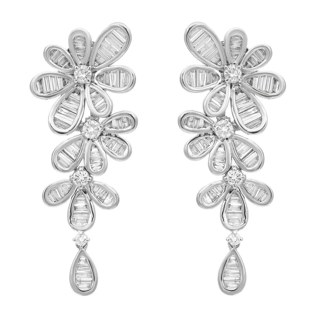Rachel Koen 14K White Gold Floral Drop Earrings 3.95 Cttw Diamonds: Rachel Koen 14K White Gold Floral Drop Earrings 3.95 Cttw Diamonds Elevate your elegance with these exquisite Floral Drop Earrings, expertly crafted from 14K white gold. Featuring a stunning combinati