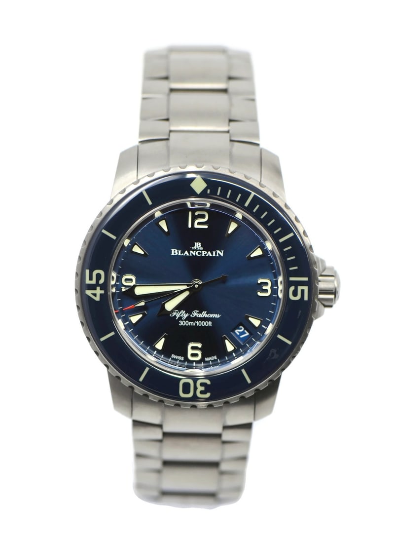 Blancpain Fifty Fathoms 5010-12B40-98S Titanium Automatic Watch with Box and Papers: Blancpain Fifty Fathoms 5010-12B40-98S Titanium Automatic Watch with Box and Papers Discover the exquisite Blancpain Fifty Fathoms Titanium Watch, a stunning piece that embodies luxury and precision.