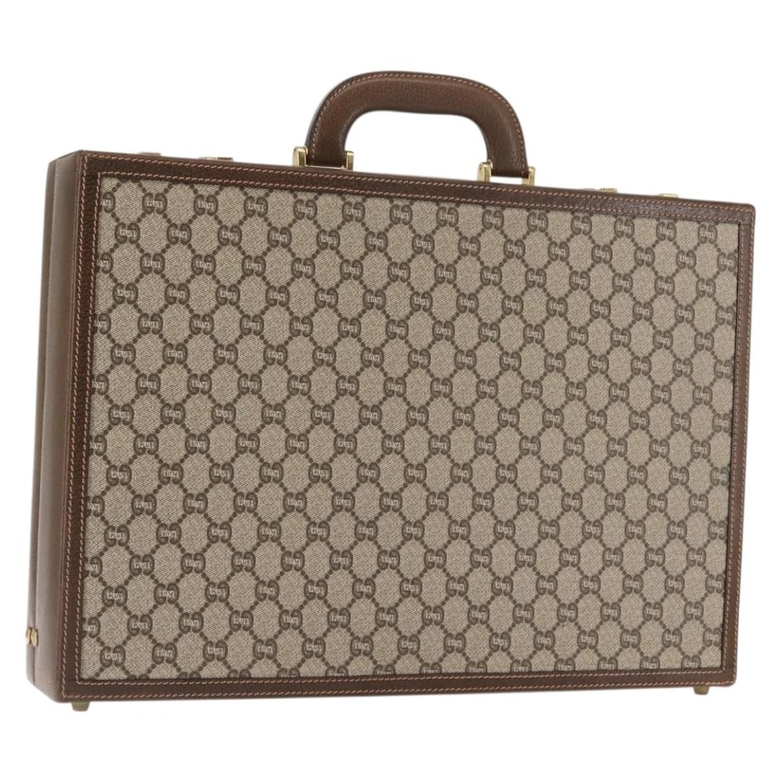 GUCCI GG Plus Supreme Attache Case Beige Gold PVC Italy Auth: GUCCI GG Plus Supreme Attache Case Beige Gold PVC Italy Auth This luxurious Gucci GG Plus Supreme Attache Case is crafted from high-quality PVC leather in a stylish beige and gold colorway. The bag fe