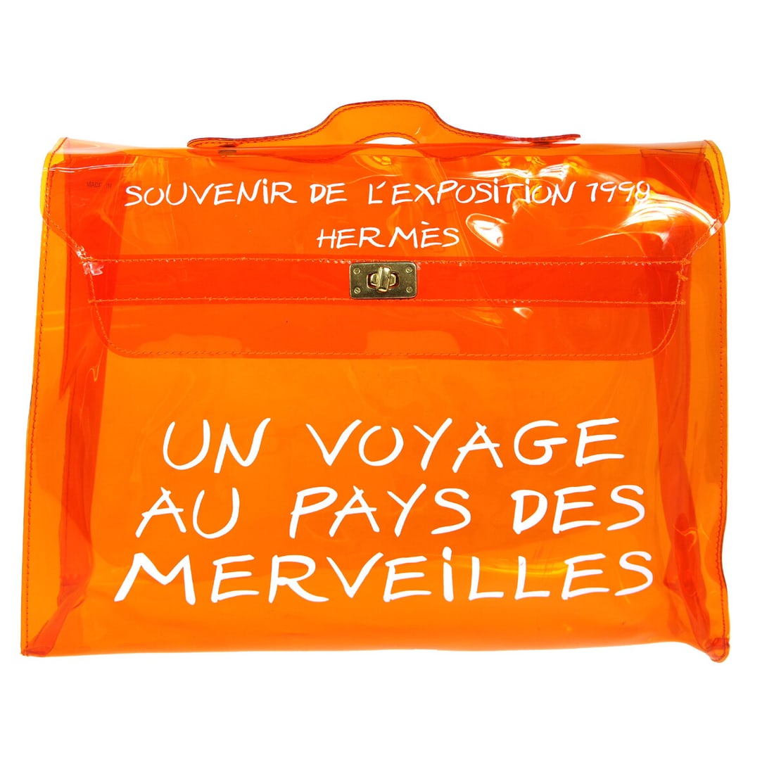 Hermes Orange Vinyl Kelly Handbag 1998 Souvenir de l'Exposition: Hermes Orange Vinyl Kelly Handbag 1998 Souvenir de l'Exposition This stylish Hermes Orange Vinyl Kelly Beach Handbag, part of the 1998 Souvenir de l'Exposition collection, features a chic and function