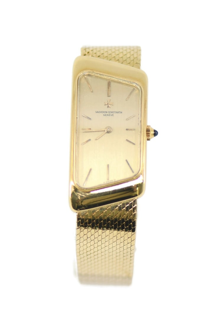Vacheron Constantin Prestige De La France 18K Yellow Gold Wristwatch Authentic: Vacheron Constantin Prestige De La France 18K Yellow Gold Wristwatch Authentic Experience the elegance of the Vacheron Constantin Prestige De La France, a stunning wristwatch crafted from luxurious 18