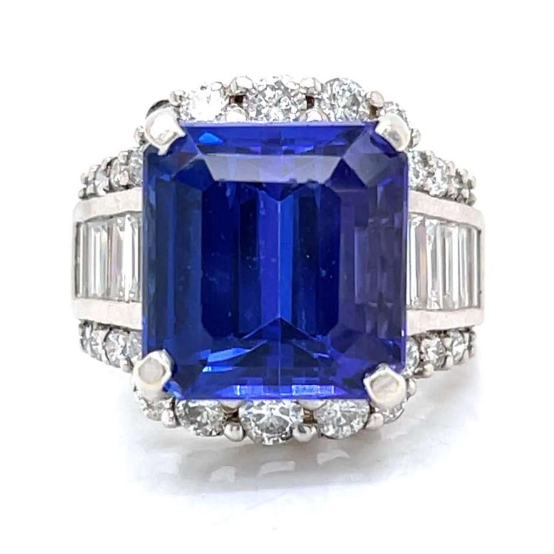 Tanzanite and Diamond Ring in 14K White Gold 16 Carats (1 of 6)