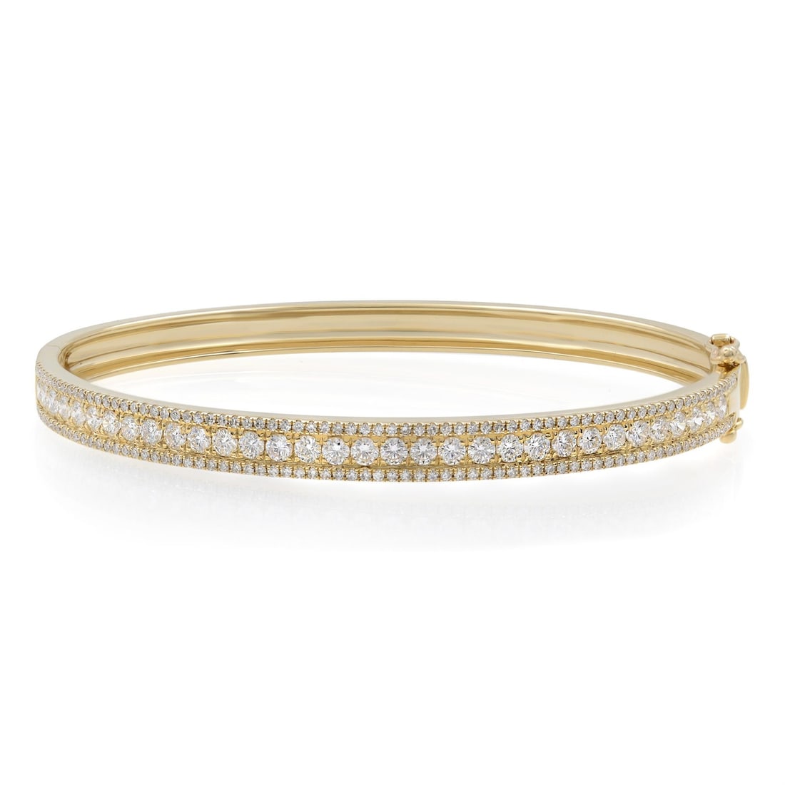 Rachel Koen 14K Yellow Gold Diamond Bangle Bracelet 1.70Cttw Pave Set: Rachel Koen 14K Yellow Gold Diamond Bangle Bracelet 1.70Cttw Pave Set This exquisite Rachel Koen bangle bracelet is a stunning addition to any jewelry collection. Crafted from high-polished 14K yellow