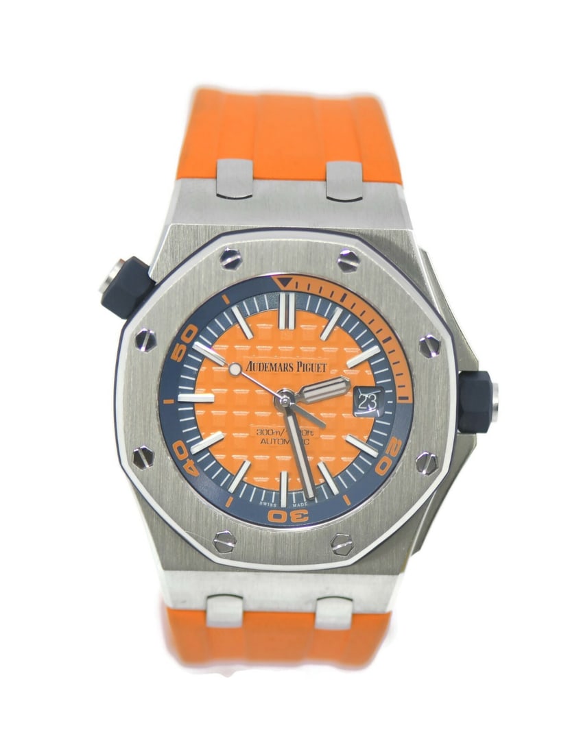 Audemars Piguet Orange Diver Stainless Steel Watch 15710ST.OO.A070CA.01: Audemars Piguet Orange Diver Stainless Steel Watch 15710ST.OO.A070CA.01 This Audemars Piguet Orange Diver watch is a striking timepiece that combines functionality with a vibrant aesthetic. Crafted wi