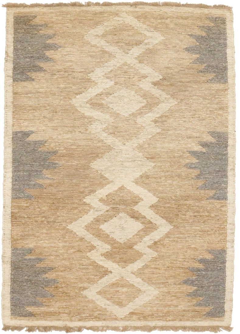 Handmade Natural Jute Area Rug Modern Geometric Cream Beige Brown 5'1 x 7'2: Handmade Natural Jute Area Rug Modern Geometric Cream Beige Brown 5'1 x 7'2 This modern braided Sumak rug features a geometric pattern in cream, beige, and brown tones. Handcrafted in India from natur