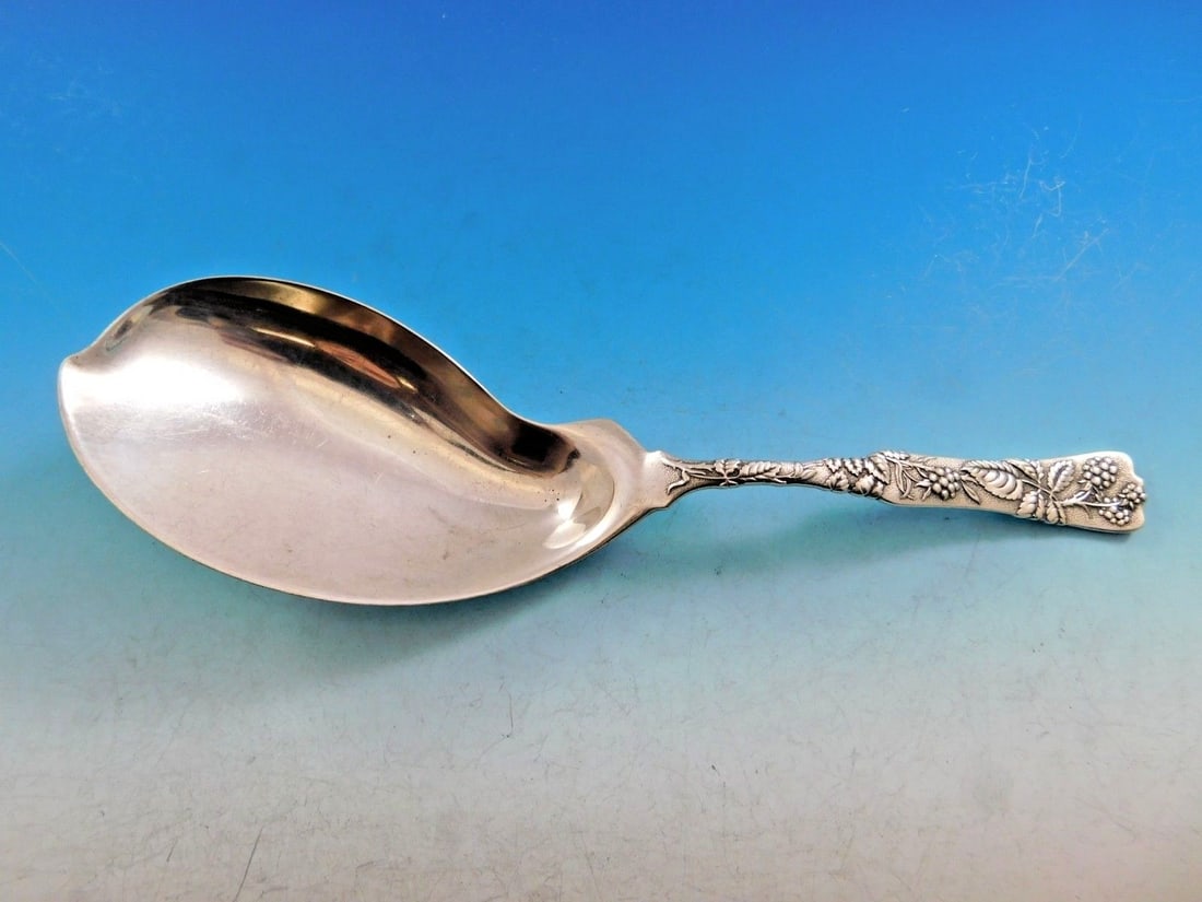 Tiffany & Co. Vine Sterling Silver Ice Cream Server 9 3/8 Raspberry Motif (1 of 7)