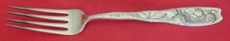 Whiting Berry Sterling Silver Dinner Fork 7 3/4" Strawberry Motif 1850-1899: Whiting Berry Sterling Silver Dinner Fork 7 3/4" Strawberry Motif 1850-1899 This Berry by Whiting dinner fork showcases a beautiful strawberry motif on its handle, reflecting the intricate design typi