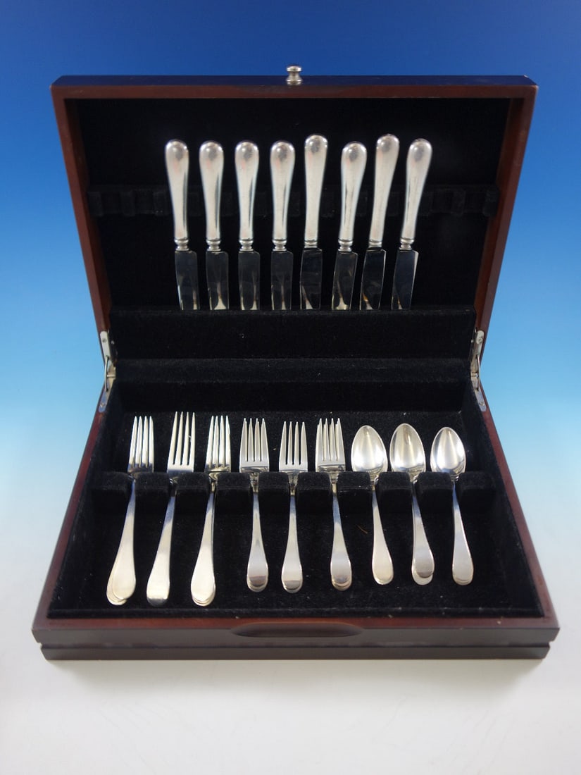 Tuttle Hannah Hull Sterling Silver Flatware Set 32 Pieces for 8 with Storage Chest (1 of 4)