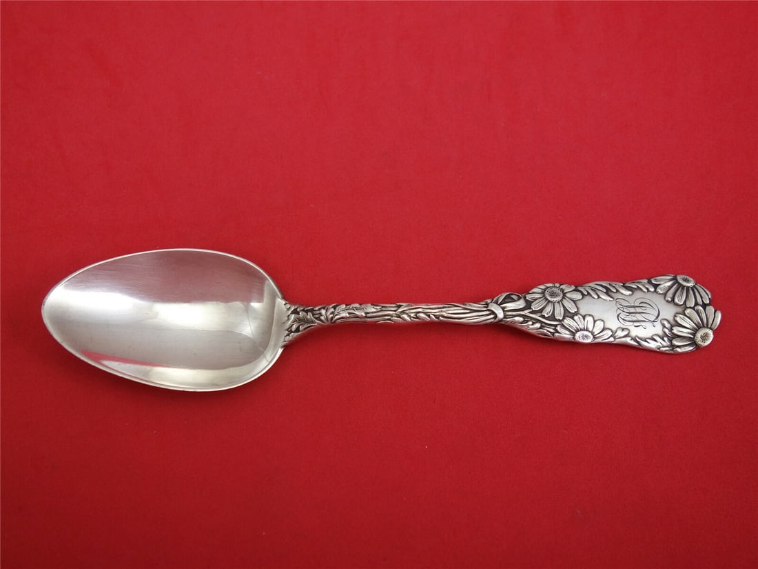 Wood & Hughes Daisy Sterling Silver 7 Inch Place Soup Spoon: Wood & Hughes Daisy Sterling Silver 7 Inch Place Soup Spoon This exquisite 7" place soup spoon is crafted from sterling silver and features the elegant Daisy pattern by Wood & Hughes. Dating back to t