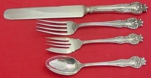 Queen by Mount Vernon Howard Sterling Silver 4pc Dinner Place Setting (1 of 1)
