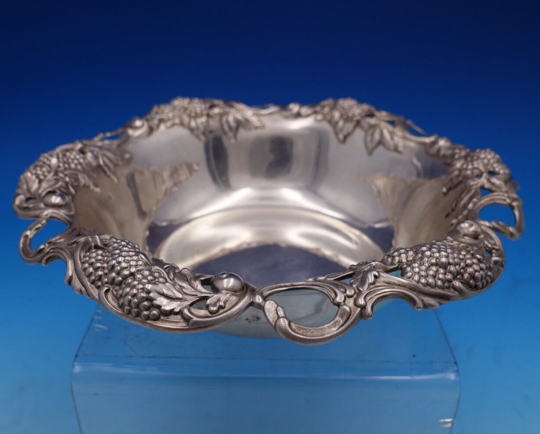 Tiffany & Co Blackberry Sterling Silver Nut Bowl 1 5/8 x 7 1/4 (1 of 8)
