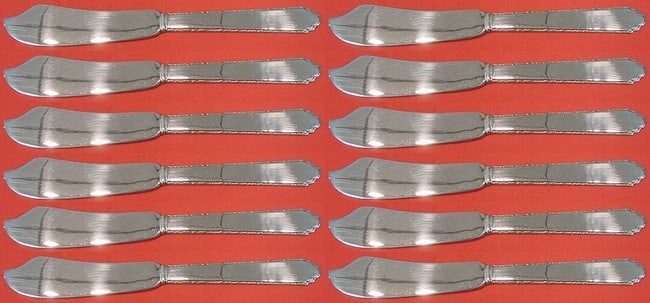 Lunt William and Mary Sterling Silver Butter Spreader Set 12pc: Lunt William and Mary Sterling Silver Butter Spreader Set 12pc Enhance your dining experience with this elegant 12-piece butter spreader set, crafted in the classic William & Mary pattern by Lunt.