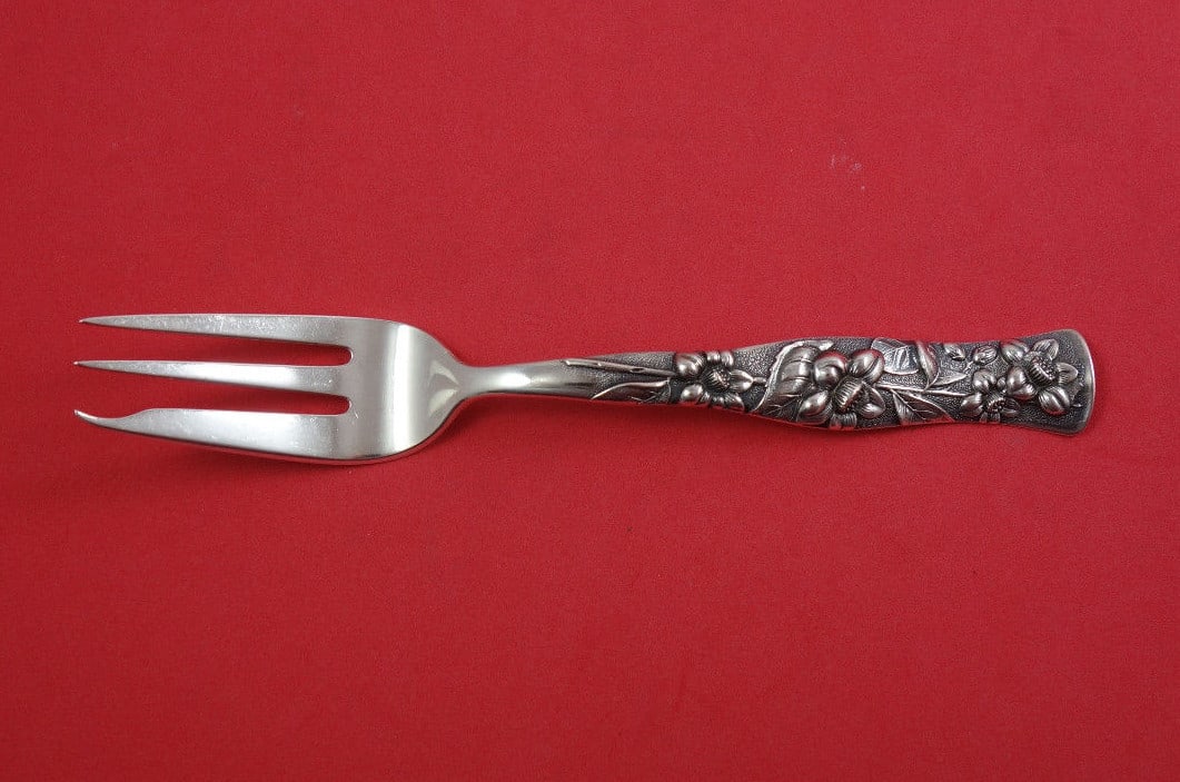 Shiebler Flora Sterling Silver 3-Tine Pastry Pie Fork 7 Inch: Shiebler Flora Sterling Silver 3-Tine Pastry Pie Fork 7 Inch This exquisite pastry pie fork is part of the Flora pattern by Shiebler, crafted from high-quality sterling silver. Featuring three tines a