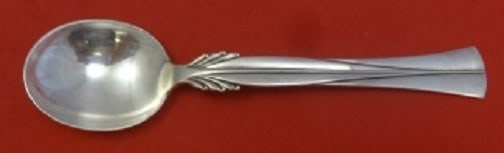 Frigast Queen Christina Sterling Silver 7 Inch Cream Soup Spoon: Frigast Queen Christina Sterling Silver 7 Inch Cream Soup Spoon This exquisite cream soup spoon is crafted from high-quality sterling silver and features the elegant Queen Christina, also known as Win