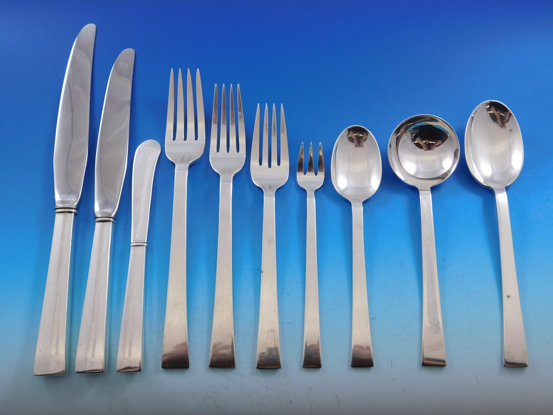 Continental Sterling Silver Flatware Set for 12 by International 135 Pieces with Storage Chest (1 of 9)