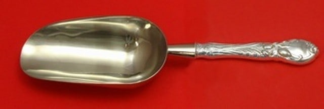 Reed and Barton La Parisienne Sterling Silver Ice Scoop 9 3/4 inches: Reed and Barton La Parisienne Sterling Silver Ice Scoop 9 3/4 inches This exquisite ice scoop from the renowned La Parisienne pattern by Reed & Barton is crafted from high-quality sterling silver. The