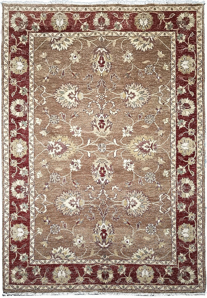 6' x 9' Chobi Handmade Area Rug Natural Wool Hand-Knotted Elegant Design: 6' x 9' Chobi Handmade Area Rug Natural Wool Hand-Knotted Elegant Design Free continental US Shipping Experience the timeless elegance of the Chobi Handmade Rug, expertly crafted from natural wool. Me