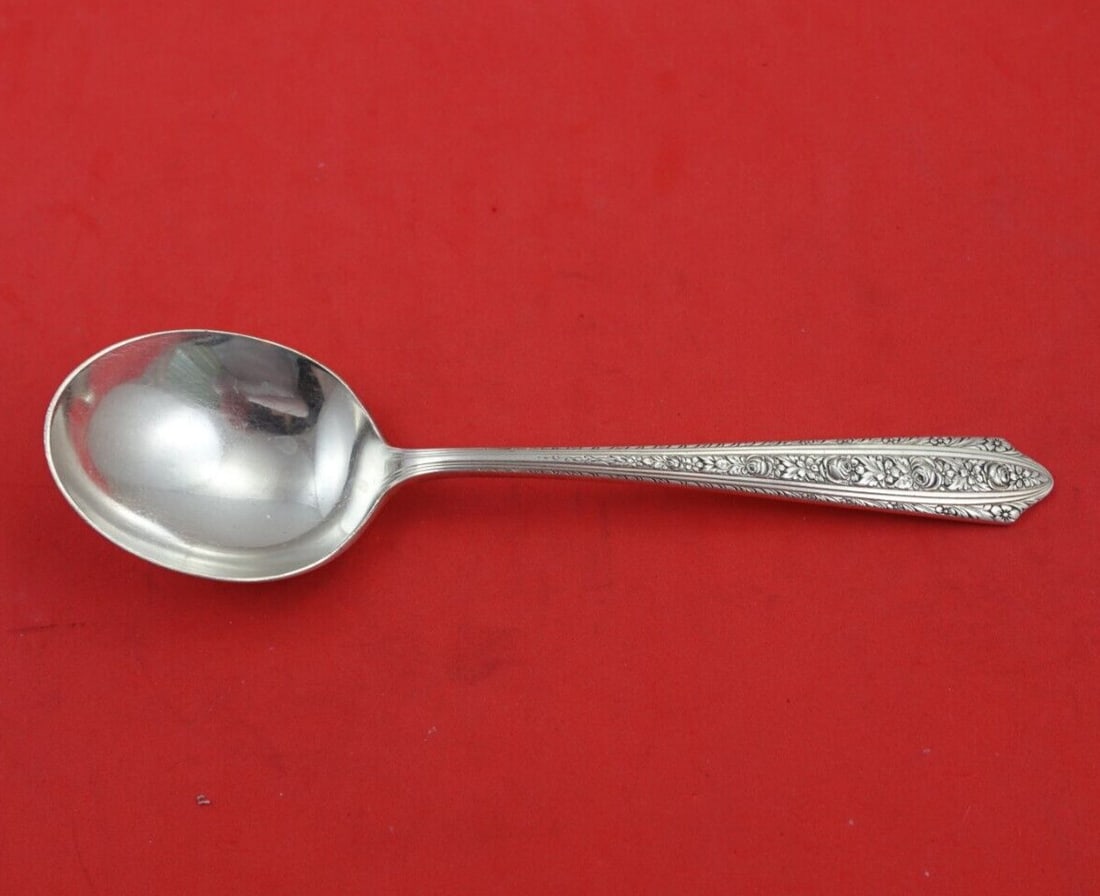 Wallace Normandie Sterling Silver Gumbo Soup Spoon 6.5 inches: Wallace Normandie Sterling Silver Gumbo Soup Spoon 6.5 inches This exquisite gumbo soup spoon is part of the Normandie pattern by Wallace, crafted from high-quality sterling silver. Measuring 6 1/2 in