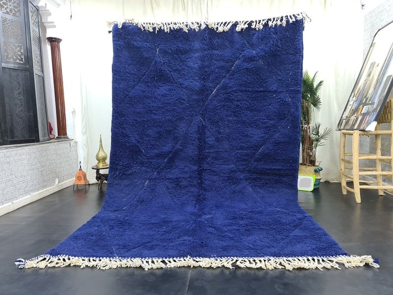 Handmade Moroccan Blue Berber Wool Rug with Engraved Pattern 10 x 5 Feet: Handmade Moroccan Blue Berber Wool Rug with Engraved Pattern 10 x 5 Feet Discover the beauty of this authentic blue handmade Moroccan Berber wool rug, featuring a stunning engraved geometric design. C