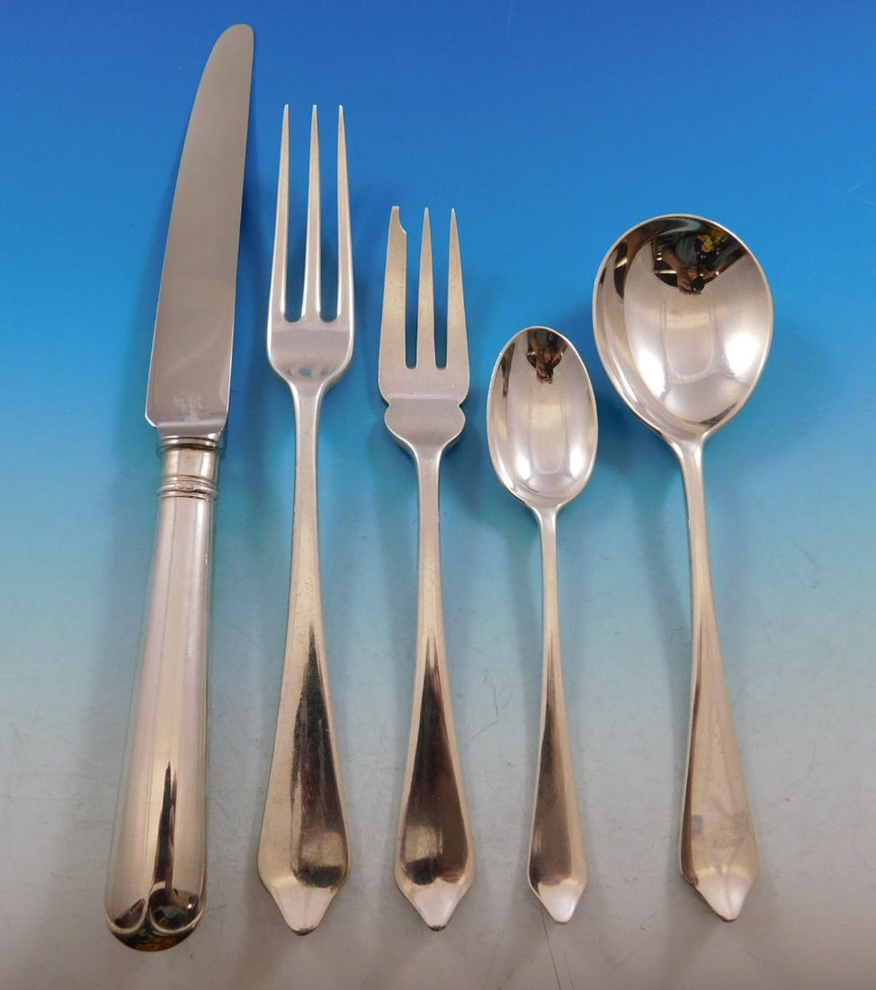 CJ Vander Dog Nose Sterling Silver Flatware Set for 10 Dining: CJ Vander Dog Nose Sterling Silver Flatware Set for 10 Dining Enhance your dining experience with this stunning Dog Nose flatware set by CJ Vander. Crafted from high-quality sterling silver, this set