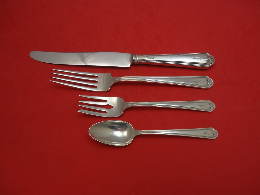 Alvin Modern Colonial Sterling Silver 4-Piece Dinner Setting: Alvin Modern Colonial Sterling Silver 4-Piece Dinner Setting Elevate your dining experience with this beautiful Modern Colonial flatware set from Alvin, crafted in sterling silver. This 4-piece dinner