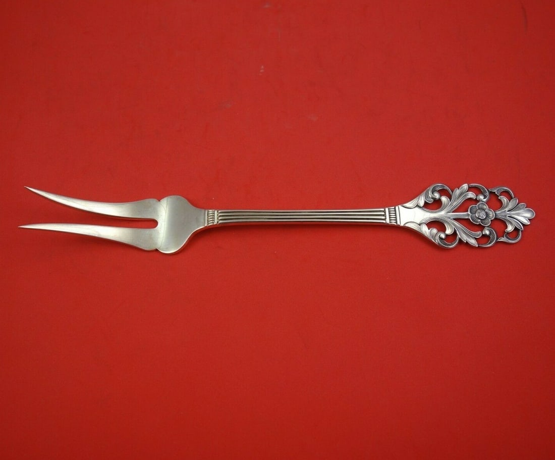 Th. Marthinsen Viking Rose .830 Silver 2-Tine Cold Meat Fork 9.5": Th. Marthinsen Viking Rose .830 Silver 2-Tine Cold Meat Fork 9.5" This exquisite cold meat fork from the Viking Rose pattern by Th. Marthinsen is crafted from .830 silver, showcasing the fine craftsma