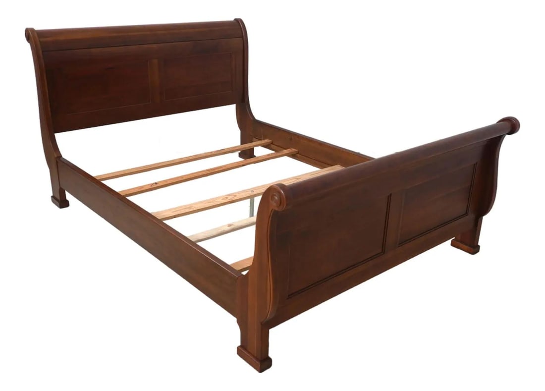 Crescent Cherry Queen Sleigh Bed Traditional Design High Quality Wood (1 of 10)