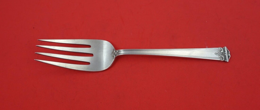 International Sterling Trianon Cold Meat Fork 8 inches: International Sterling Trianon Cold Meat Fork 8 inches Presenting a stunning Trianon cold meat fork crafted by International Sterling, measuring 8 inches in length. This exquisite piece showcases the