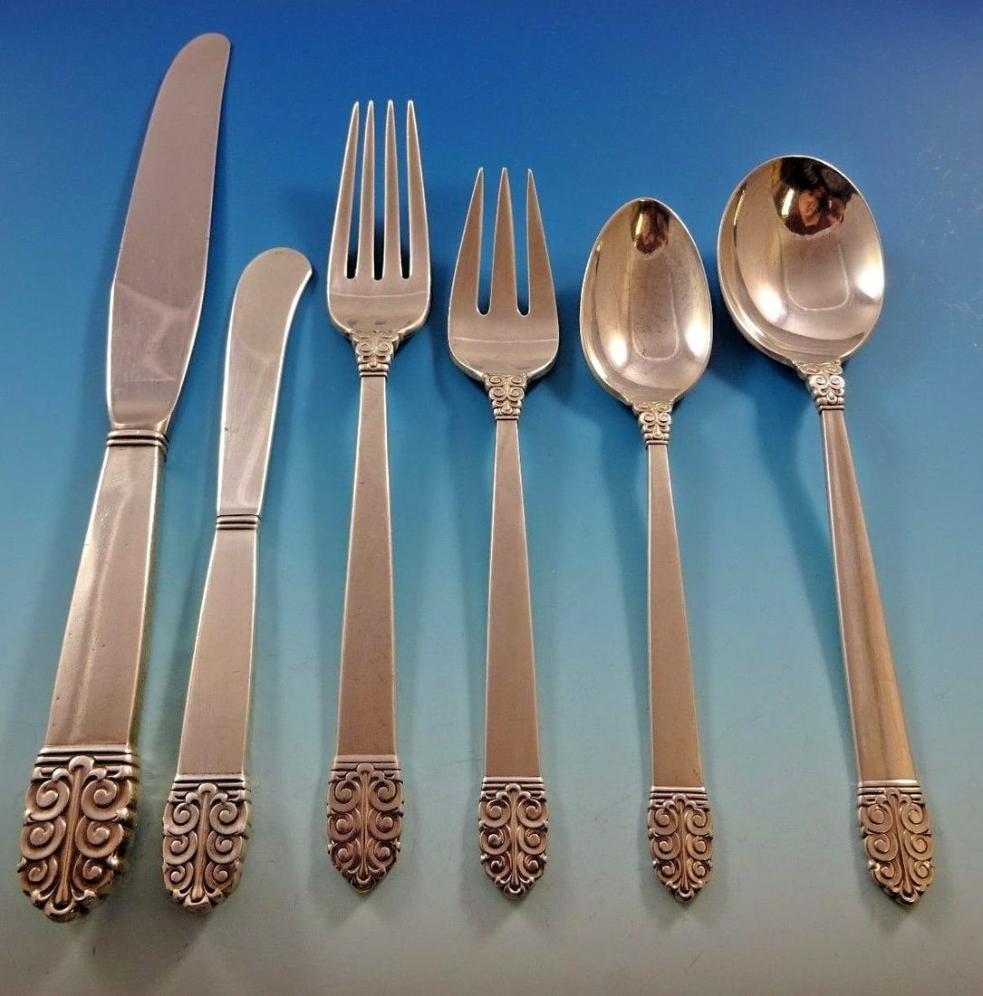 International Sterling Silver Northern Lights 48-Piece Flatware Set with Storage Chest (1 of 6)