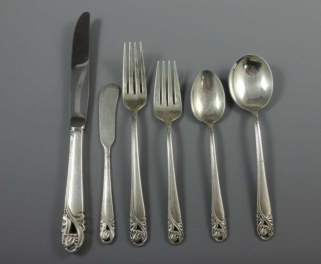 International Silver Spring Glory 50 Piece Sterling Silver Flatware Set (1 of 6)