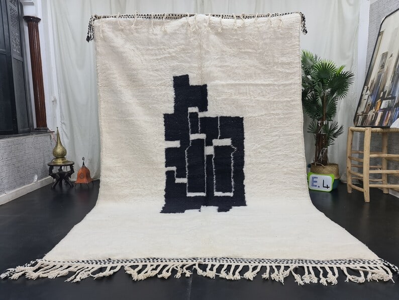 Authentic Handwoven White Soft Rug 10 x 6.56 Feet Moroccan Wool: Authentic Handwoven White Soft Rug 10 x 6.56 Feet Moroccan Wool Experience the luxurious comfort of this Authentic White Soft Rug, handwoven in the stunning Atlas Mountains by skilled local Berber wom