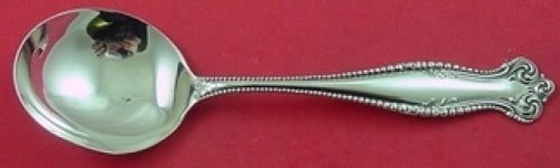 Towle Canterbury Sterling Silver Gumbo Soup Spoon 6.75 Inch Antique: Towle Canterbury Sterling Silver Gumbo Soup Spoon 6.75 Inch Antique This exquisite 6 3/4" gumbo soup spoon features the elegant Canterbury pattern by Towle, crafted from high-quality sterling silver.