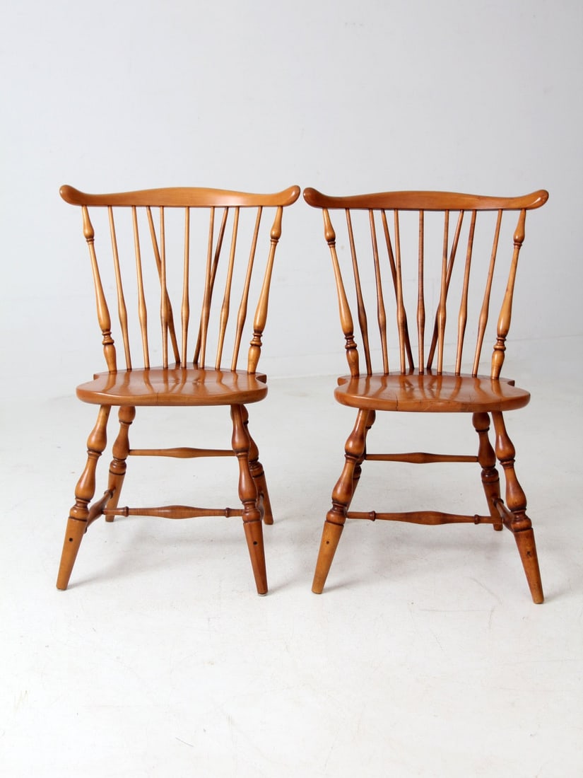 Mid-Century Pair of Vintage Windsor Dining Chairs (1 of 14)