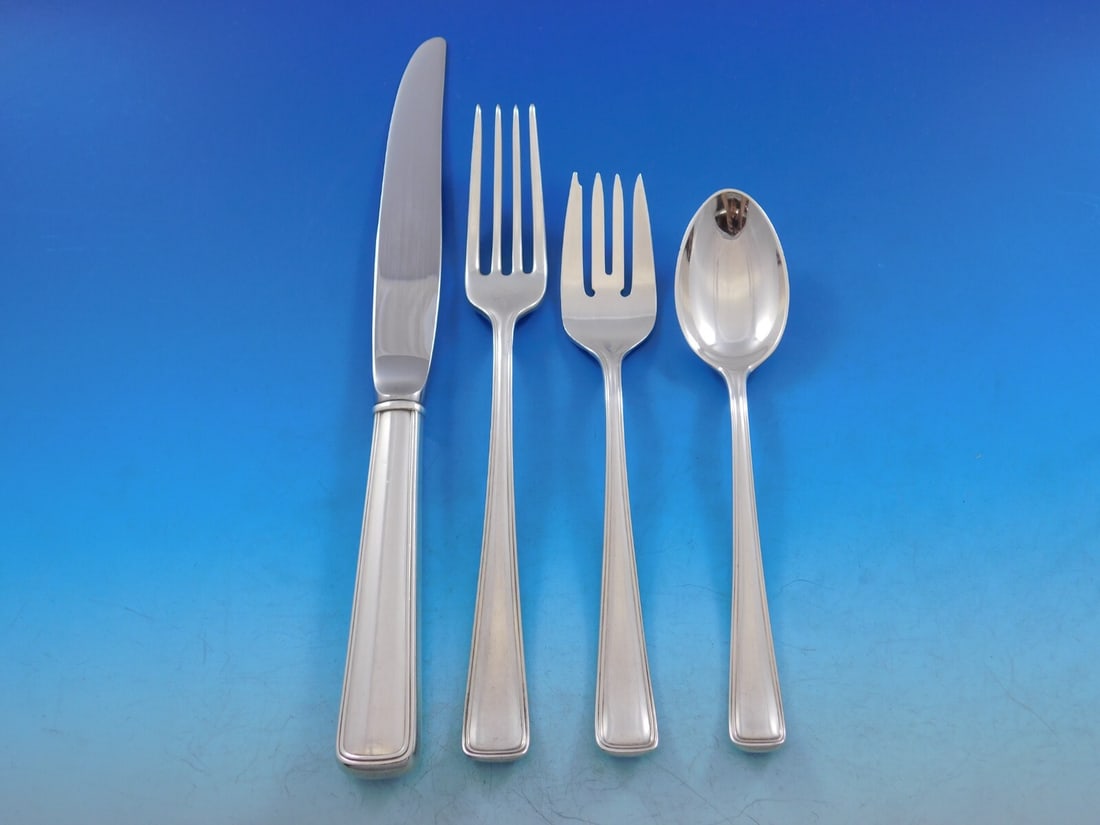 Towle Compton Thread Sterling Silver Flatware Set 34 pcs Service for 12: Towle Compton Thread Sterling Silver Flatware Set 34 pcs Service for 12 This exquisite Compton Thread Sterling Silver Flatware Set by Towle includes 34 meticulously crafted pieces, perfect for enterta