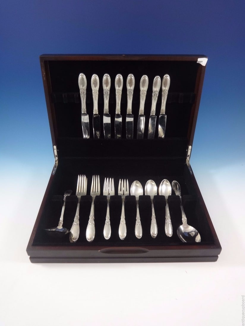 Towle Old Mirror Sterling Silver Flatware Set 34 Pieces with Storage Chest (1 of 7)