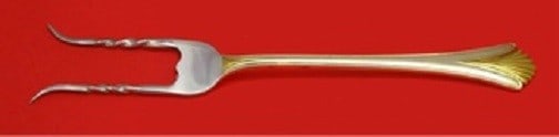 Lunt Regency Shell Gold Sterling Silver Baked Potato Fork 7.5 Custom: Lunt Regency Shell Gold Sterling Silver Baked Potato Fork 7.5 Custom This exquisite serving fork is a custom-made baked potato fork from the Regency Shell Gold pattern by Lunt. Crafted from high-quali