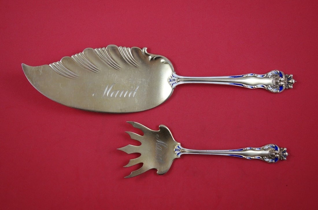 Mount Vernon Howard Queen Vermeil Sterling Silver Fish Serving Set with Enamel 2-Piece: Mount Vernon Howard Queen Vermeil Sterling Silver Fish Serving Set with Enamel 2-Piece Elevate your dining experience with this exquisite Fish Serving Set from the renowned Mount Vernon / Howard, feat