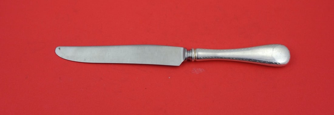 York Pattern Sterling Silver Dinner Knife by Old Newbury Crafters 9 5/8": York Pattern Sterling Silver Dinner Knife by Old Newbury Crafters 9 5/8" This exquisite dinner knife from the York pattern by Old Newbury Crafters is crafted from high-quality sterling silver. Measuri