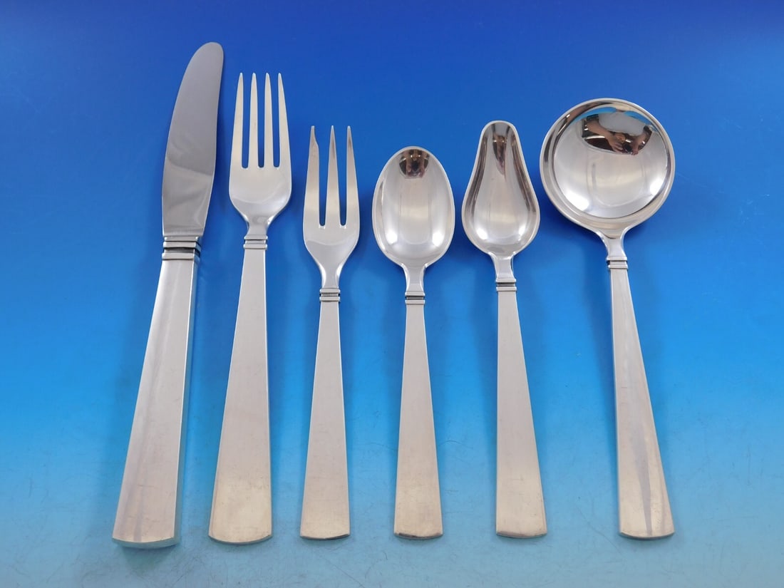 Peter Hertz Bell Sterling Silver Flatware Set 76 Pcs Mid-Century Modern: Peter Hertz Bell Sterling Silver Flatware Set 76 Pcs Mid-Century Modern Discover the exquisite Bell flatware set by Peter Hertz, crafted from high-quality sterling silver. This stunning 76-piece colle