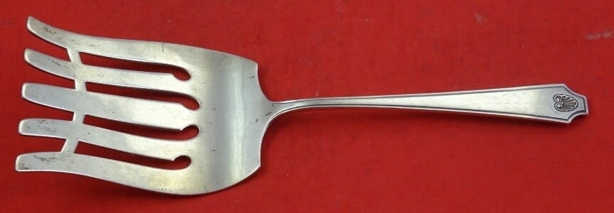 Whiting Newport Sterling Silver Asparagus Fork 8 1/4 Inch Serving Fork: Whiting Newport Sterling Silver Asparagus Fork 8 1/4 Inch Serving Fork This exquisite Newport asparagus fork by Whiting is a stunning example of heirloom flatware crafted from sterling silver. Measuri