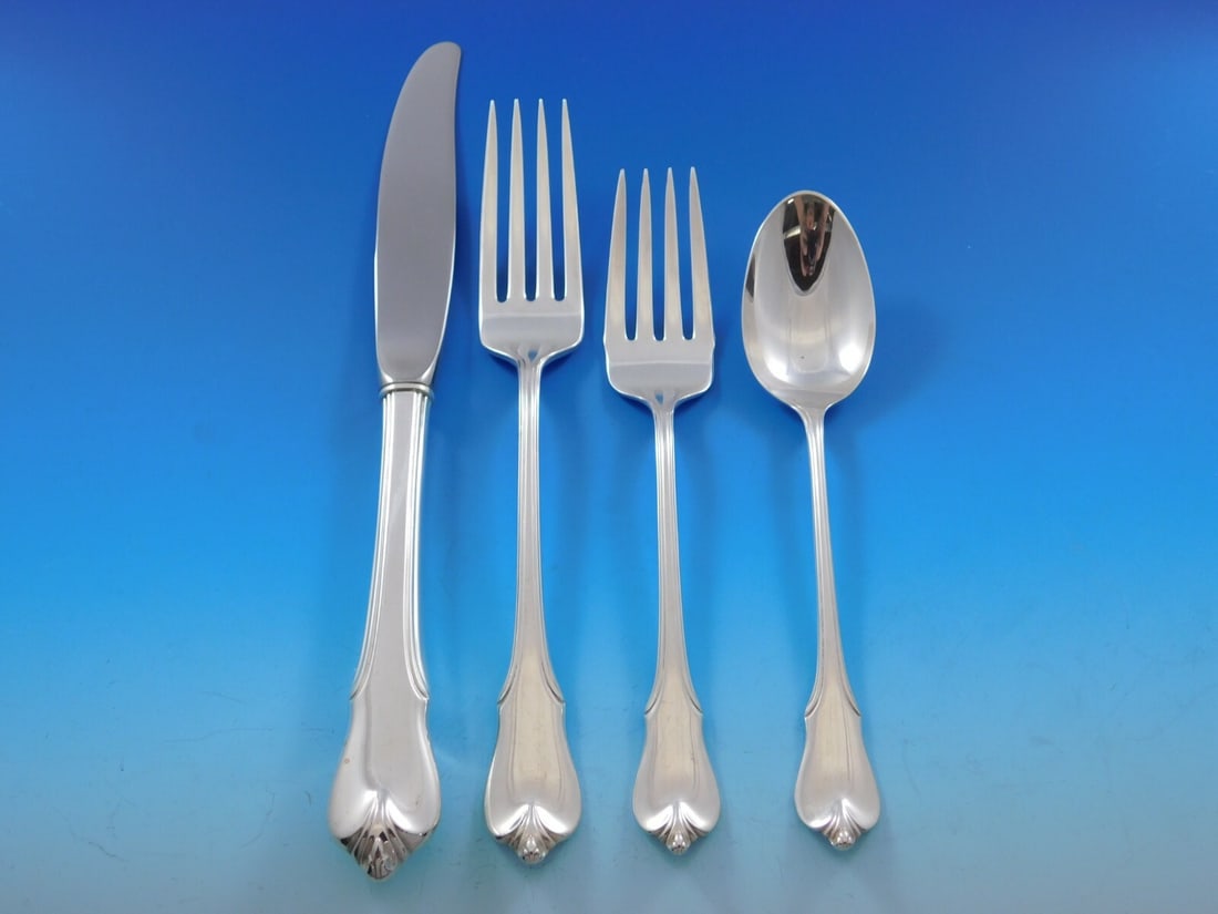 Wallace Grand Colonial Sterling Silver Flatware Set 40 Pieces for 8: Wallace Grand Colonial Sterling Silver Flatware Set 40 Pieces for 8 Introducing the Grand Colonial Sterling Silver Flatware Set by Wallace, a stunning collection that exudes timeless elegance and func