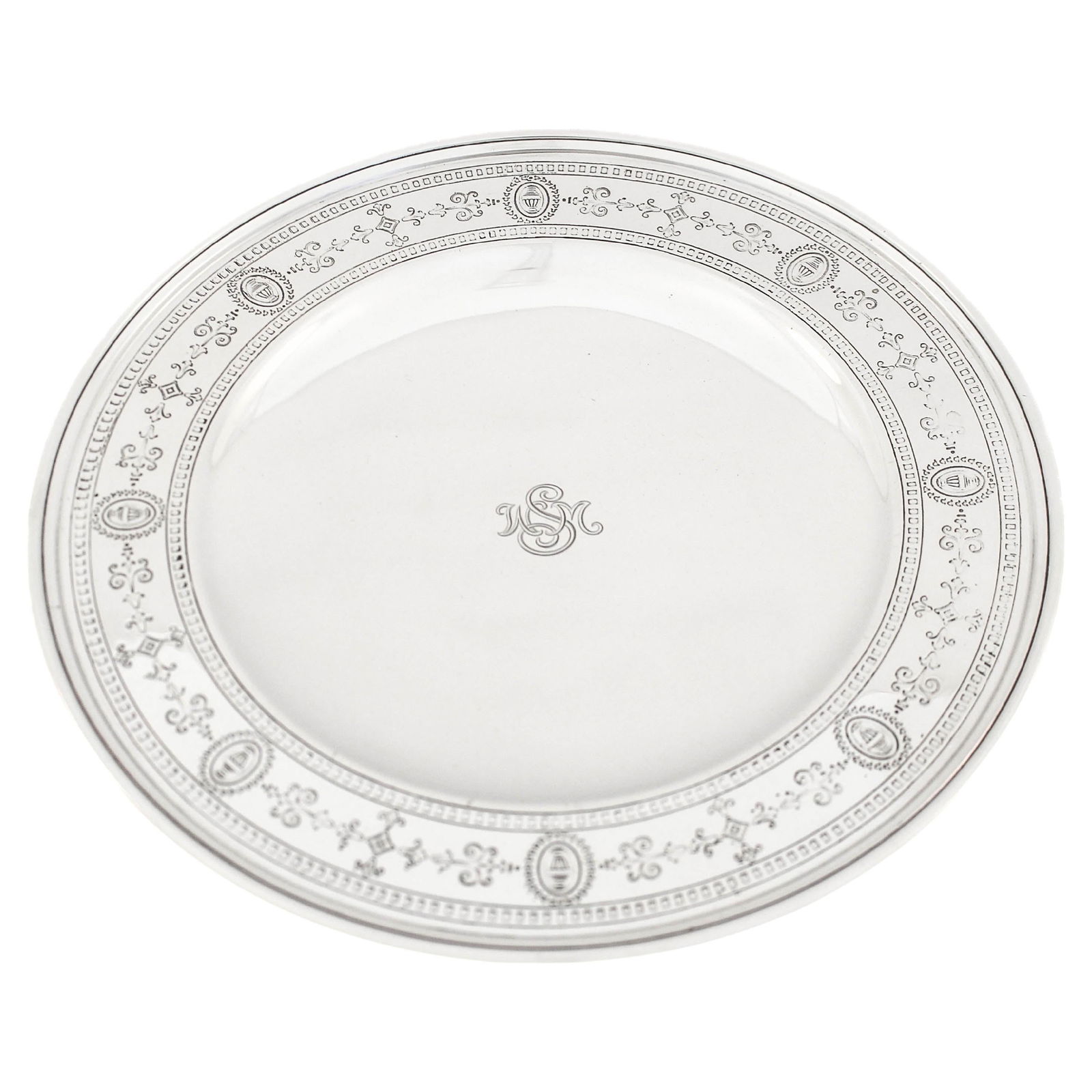 Tiffany & Co Sterling Silver Neoclassical Tazza 9 in: Tiffany & Co Sterling Silver Neoclassical Tazza 9 in This exquisite sterling silver tazza, crafted by the esteemed Tiffany & Company, showcases a neoclassical design with a delicately etched motif aro