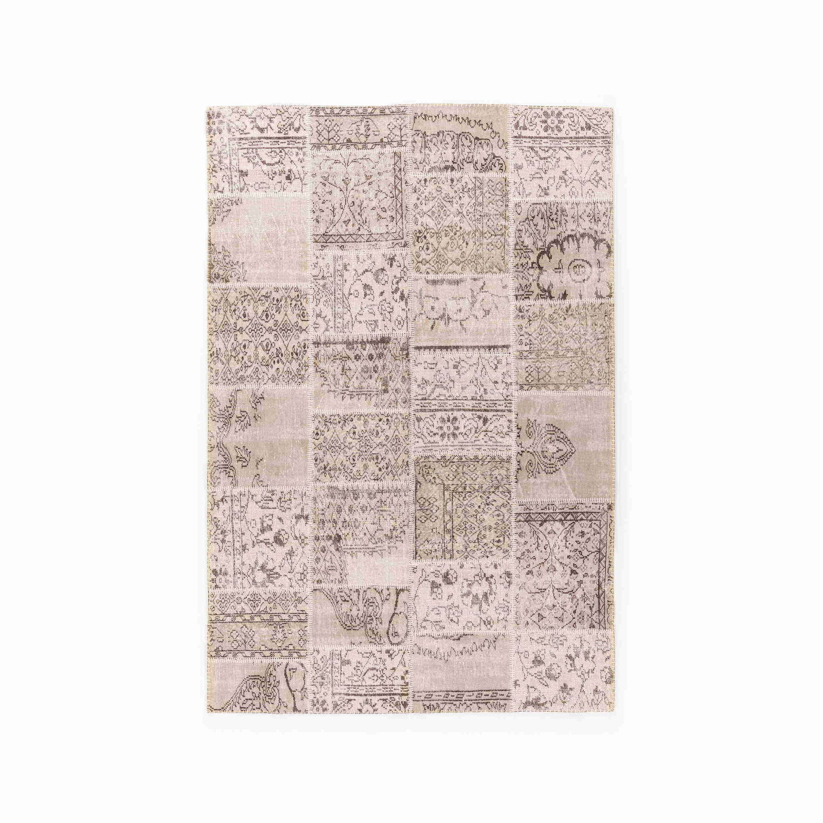 Authentic Handmade Patchwork Wool Carpet 78 x 117.3 in: Authentic Handmade Patchwork Wool Carpet 78 x 117.3 in Discover the charm of this Authentic Handmade Patchwork Carpet, meticulously crafted from high-quality wool on wool. Designed with a unique patch