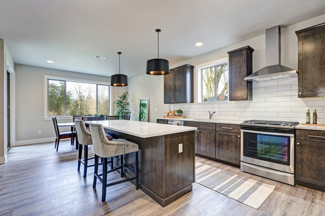 Elegant Lighting Merce Vintage Black 3-Light Pendant Chandelier 20in: Elegant Lighting Merce Vintage Black 3-Light Pendant Chandelier 20in Illuminate your space with this elegant Vintage Black Pendant Chandelier, perfect for enhancing the ambiance of your kitchen island