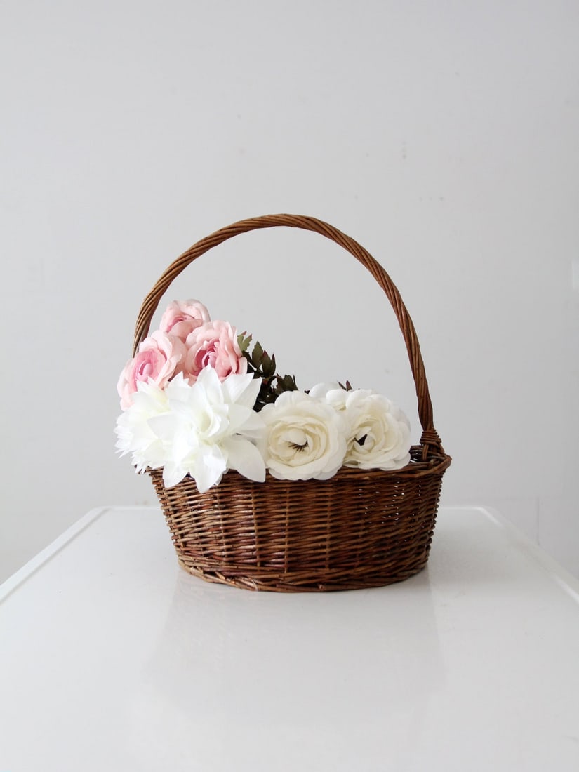 Charming Vintage Wicker Basket with Twisted Handle (1 of 7)