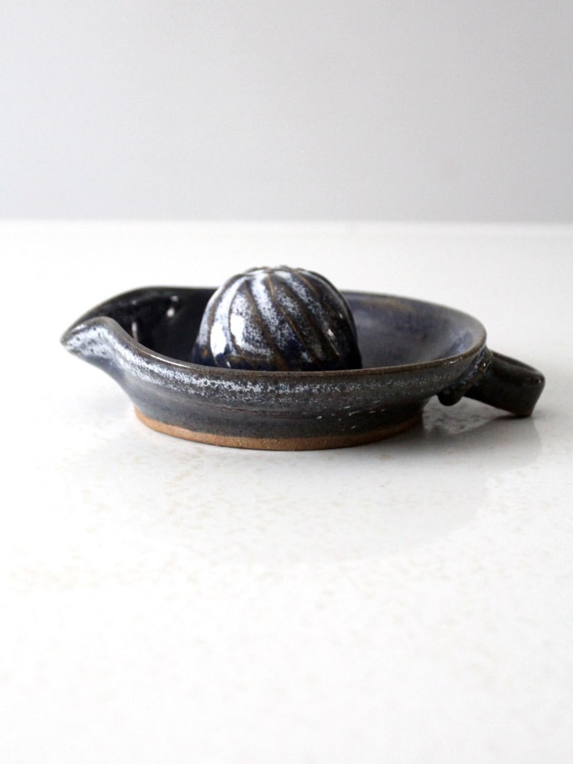 Handmade Vintage Blue Ceramic Citrus Reamer Kitchen Juicer: Handmade Vintage Blue Ceramic Citrus Reamer Kitchen Juicer This vintage studio pottery citrus reamer is a beautifully crafted handmade ceramic piece featuring a rich blue glaze complemented by white a