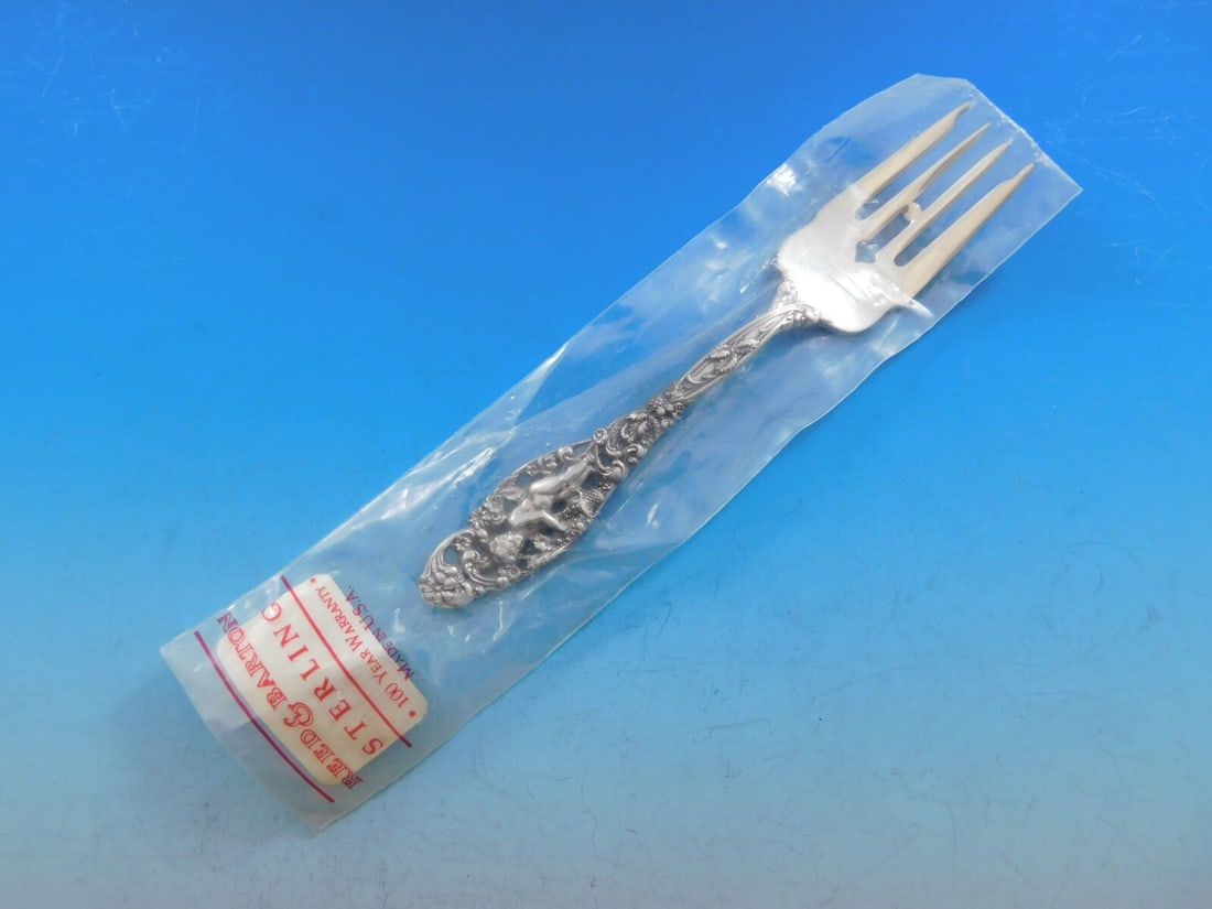 Dominick & Haff Labors of Cupid Sterling Silver Salad Fork 6 inches: Dominick & Haff Labors of Cupid Sterling Silver Salad Fork 6 inches This exquisite salad fork from the Labors of Cupid pattern by Dominick & Haff showcases timeless elegance. Crafted from high-quality