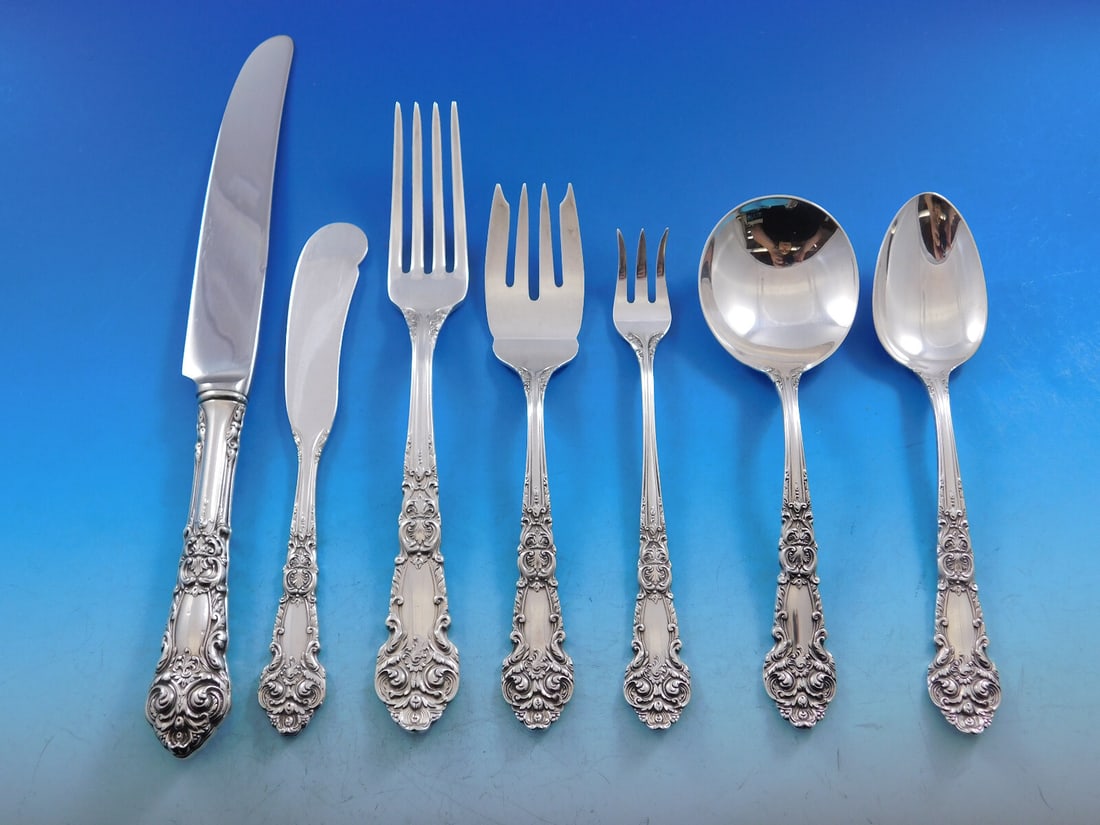 Reed & Barton French Renaissance Sterling Silver Flatware Set 139 pcs with Chest: Reed & Barton French Renaissance Sterling Silver Flatware Set 139 pcs with Chest Experience the elegance of the French Renaissance with this exquisite 139-piece Sterling Silver Flatware Set by Reed &