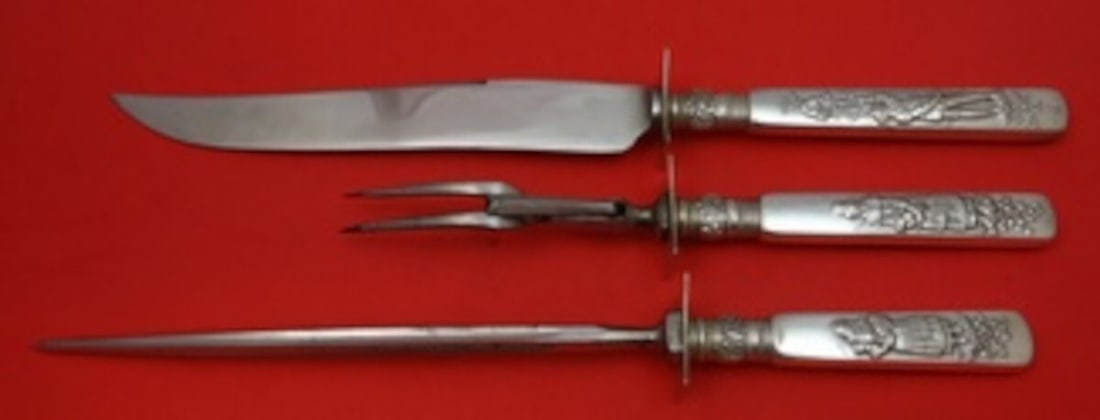 Gorham Fontainebleau Sterling Silver 3pc Roast Carving Set with Scenes: Gorham Fontainebleau Sterling Silver 3pc Roast Carving Set with Scenes Experience the elegance of the Fontainebleau Roast Carving Set by Gorham, crafted in sterling silver with hollow handles and feat